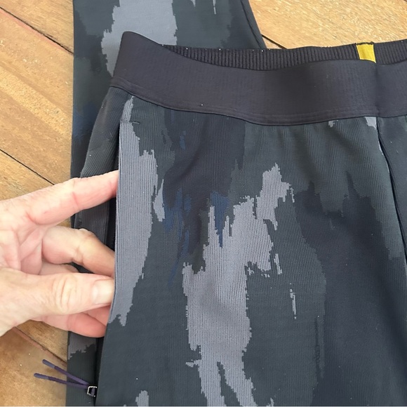 Lululemon x Peter Geller Take The Moment Joggers - Picture 3 of 8